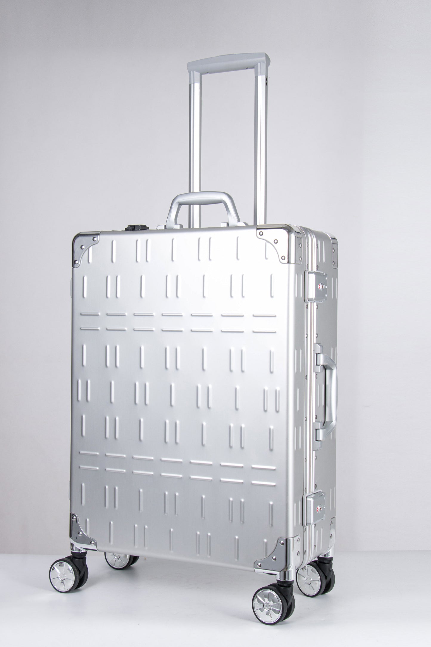 Valise à maquillage portable en aluminium avec miroir lumineux